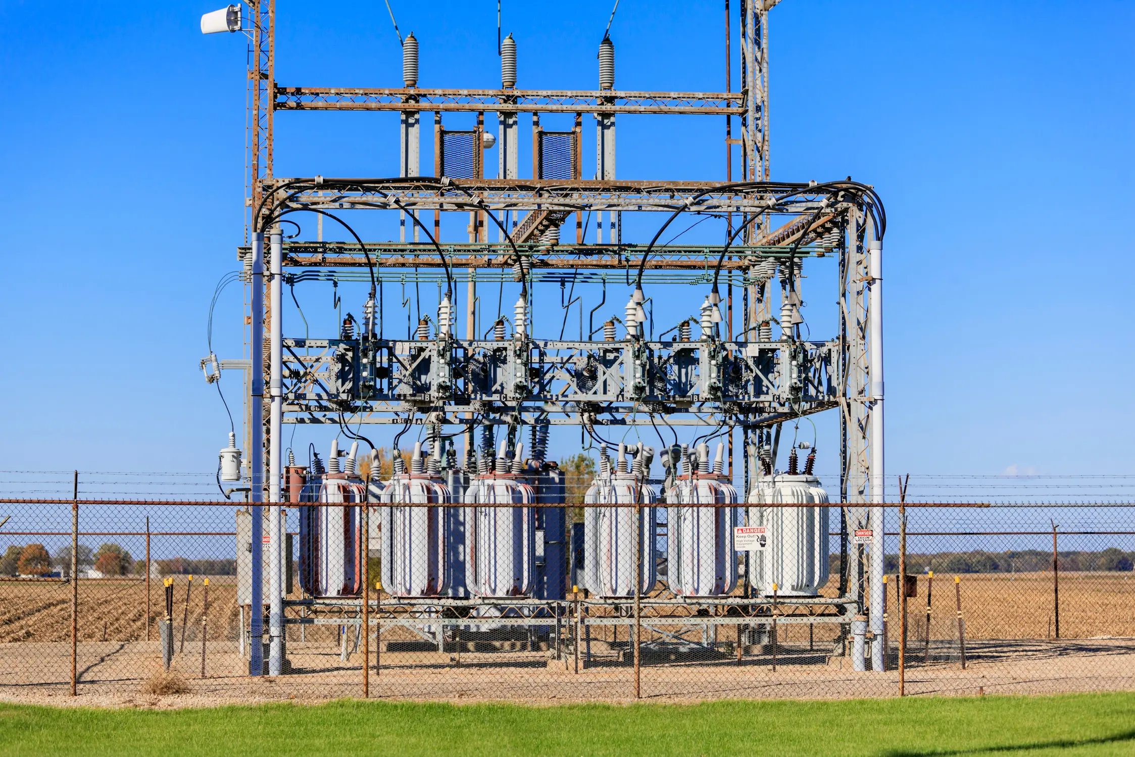 Subestaciones e Ingeniería Eléctrica foto 1